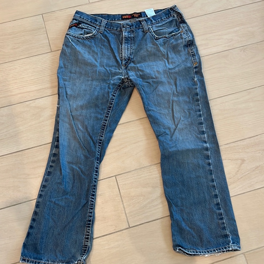 Gently used FR ariat jeans 38x32